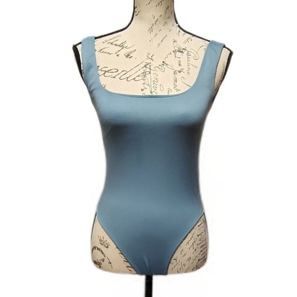 Arctic Blue Square Neck Bodysuit Small Seemless Sleeveless Balletcore Minimalist